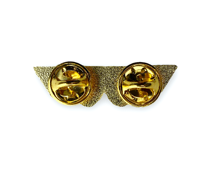 pit-viper-underground-key-player-pin-1-5-enamel-pin image 4