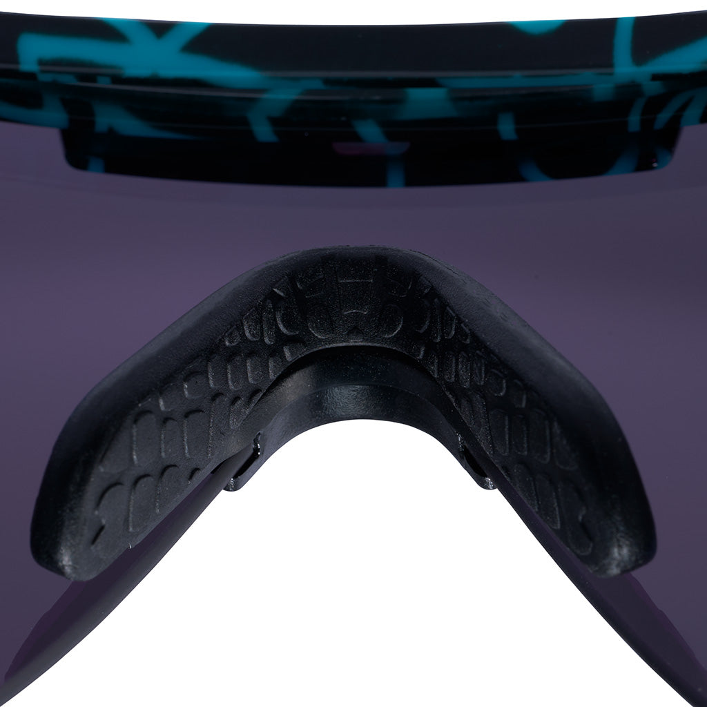 pit-viper-the-voltage-original-2-0-performance-sunglasses-striking-lens image 4