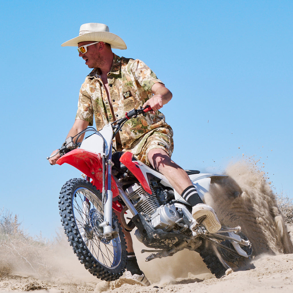 pit-viper-actualbush-sport-denim-button-up-stretchy-performance-shirt image 4